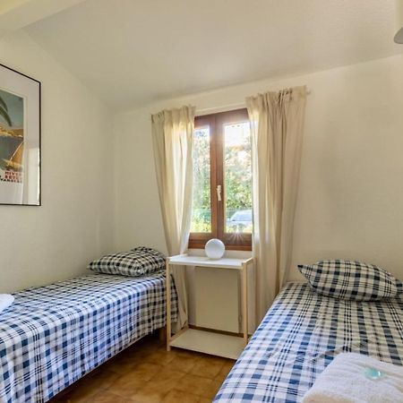 Apartmán Nice Apt For 4 With Terrace And Pool Bandol Exteriér fotografie
