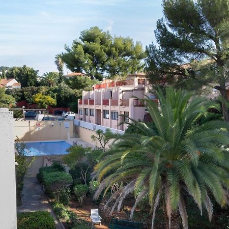 Apartmán Nice Apt For 4 With Terrace And Pool Bandol Exteriér fotografie
